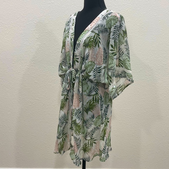 Miken • SWIM Leaf Printed Tie-Front Kimono Cover for Beach or Pool - Picture 11 of 15